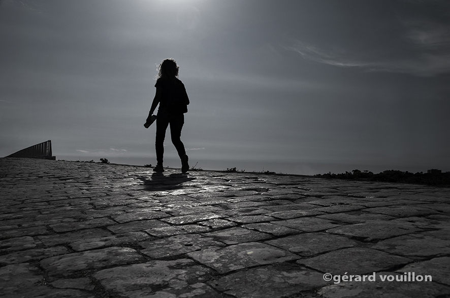 Sur le pavé